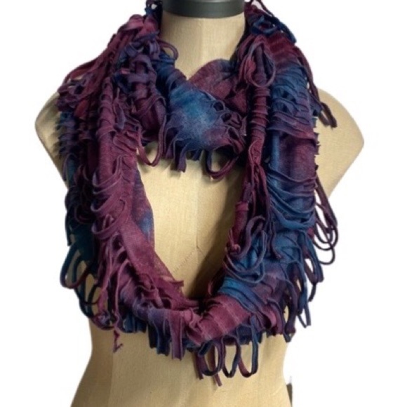 UNBRANDED PURPLE & BLUE INFINITY SCARF - Picture 1 of 3